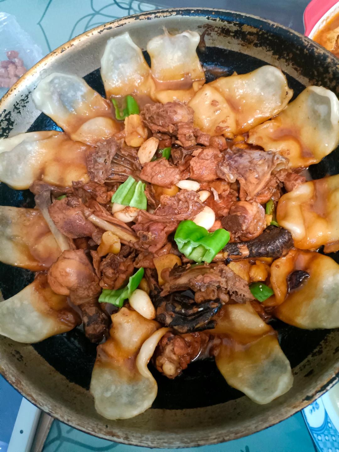 地锅鸡+自制红油【曼食慢语】