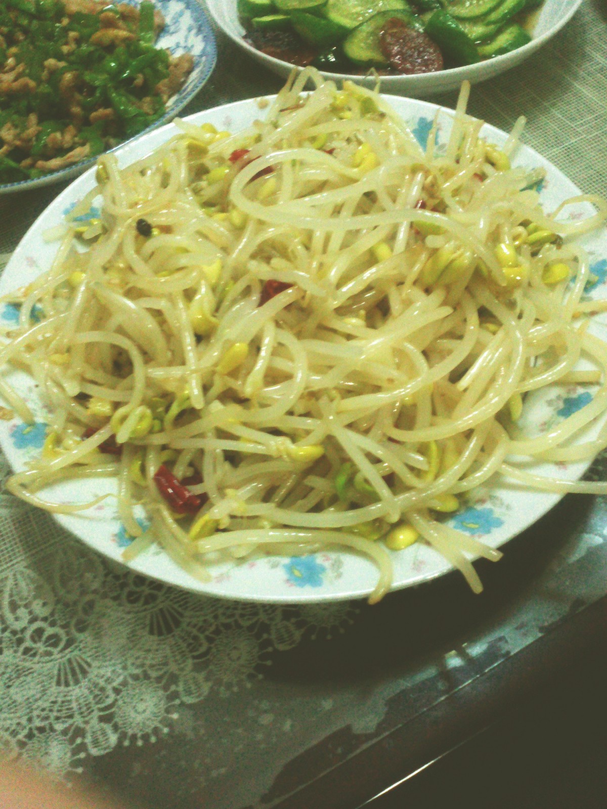 素炒黄豆芽