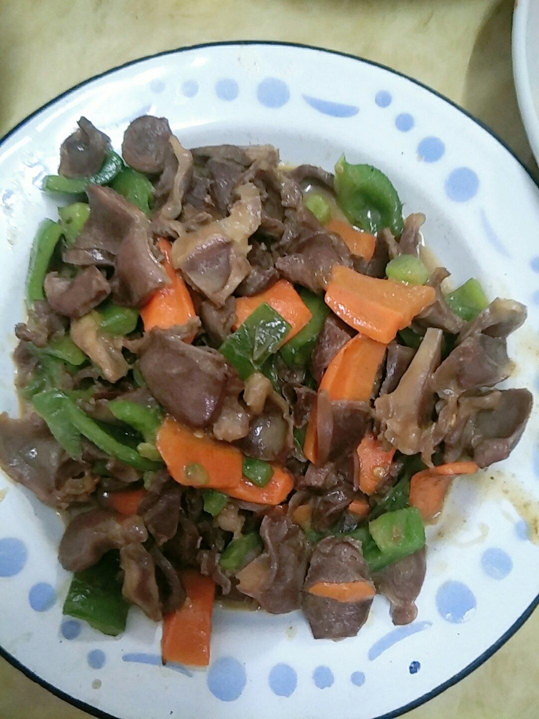 爆炒鸡胗