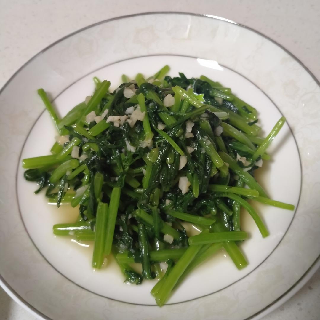蒜蓉茼蒿菜