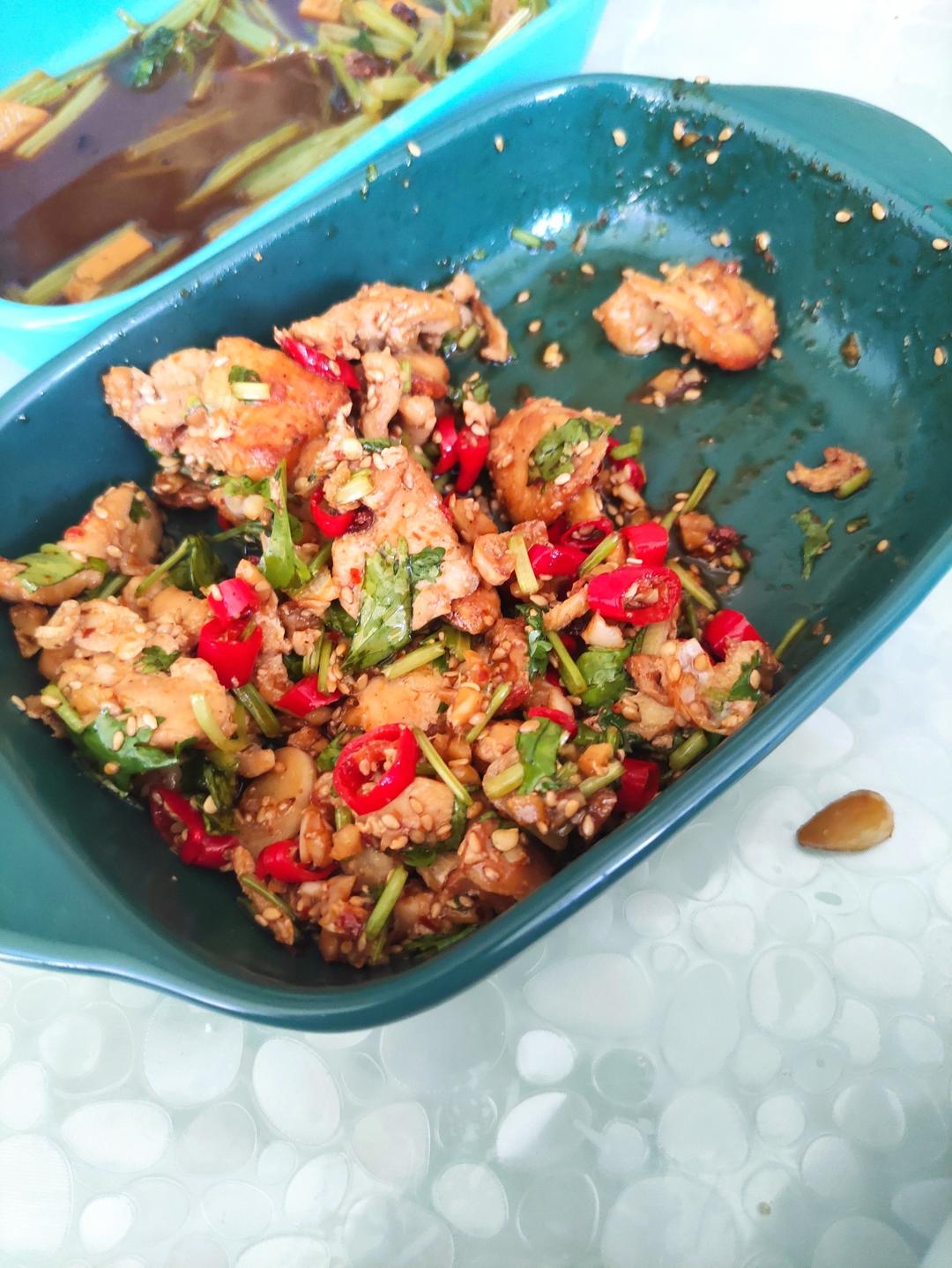 鸡胸肉这样做分分钟光盘！香辣过瘾超下饭