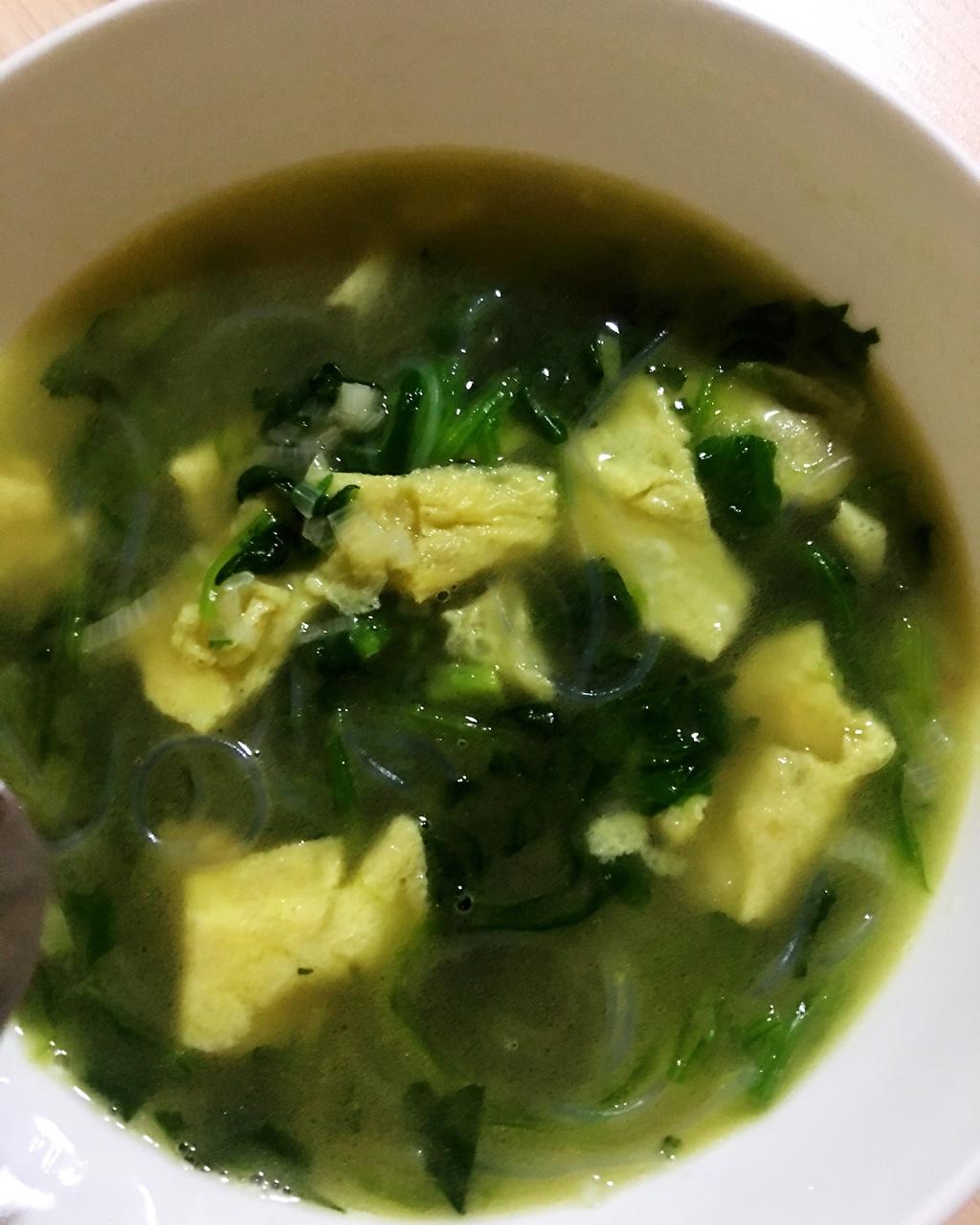 菠菜鸡蛋汤