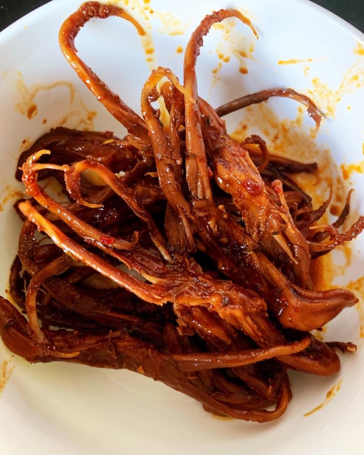 秘制鸭头、鸭舌（超过周黑鸭、绝味鸭脖）