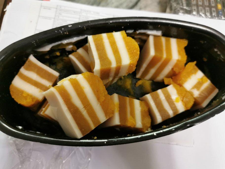 芒果椰汁千层糕