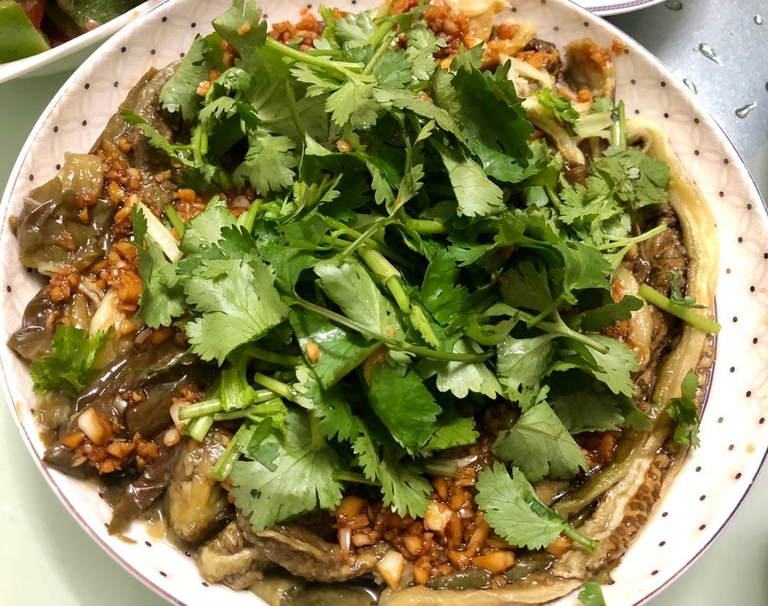蒜泥手撕茄子
