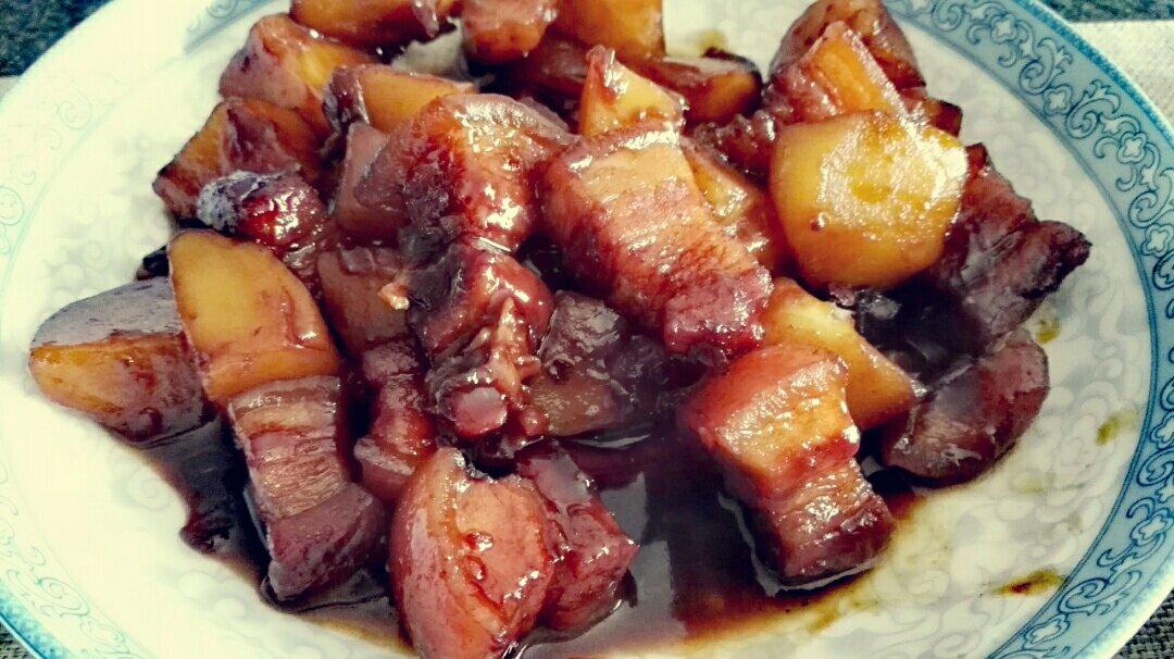 红烧肉炖土豆