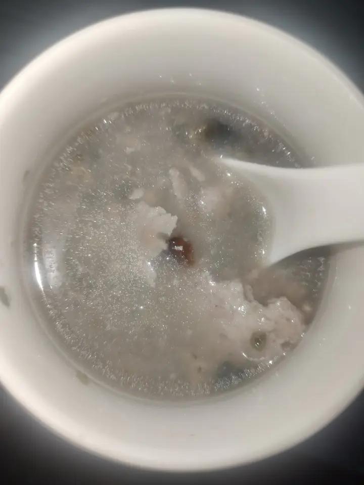 鸡蛋肉饼汤