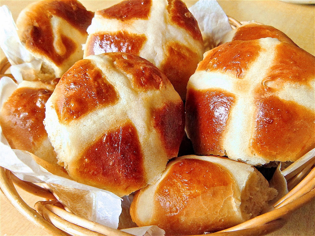 陆凯汐做的hotcrossbuns复活节十字面包完善版