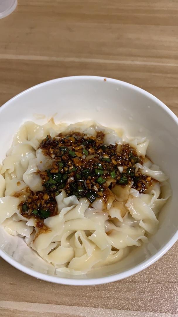 葱油刀削面这样做让你吃完直接舔碗洗都不用洗的全部作品