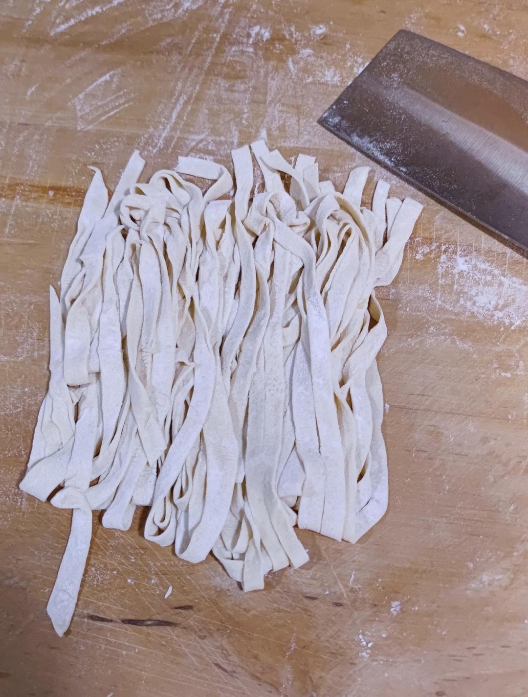 手擀面(手工面)的做法
