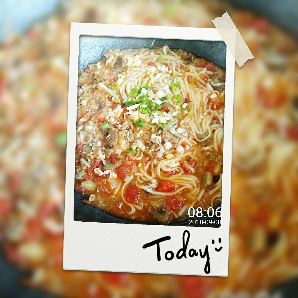 西红柿牛肉面