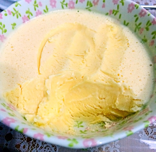 奶油冰淇淋