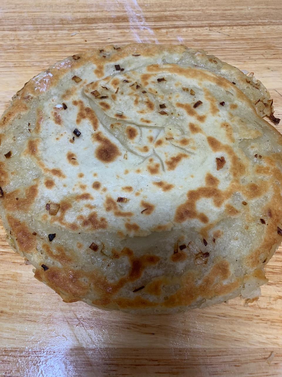 烫面葱油饼