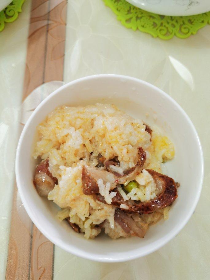 毛豆香肠焖饭