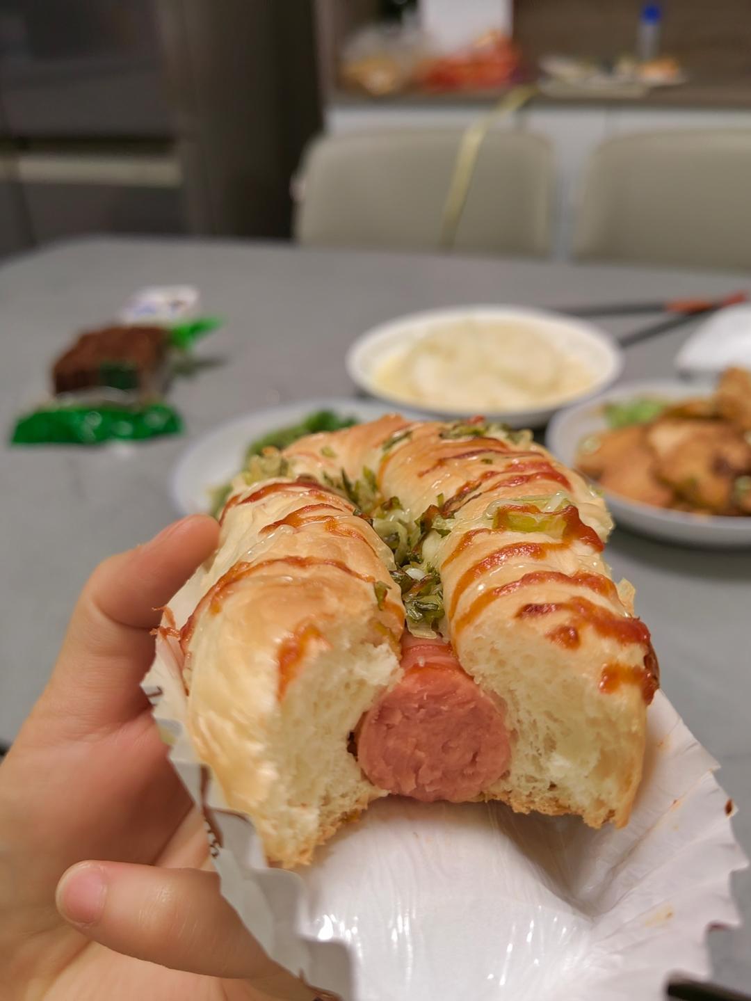 一发肠仔包（热狗面包）