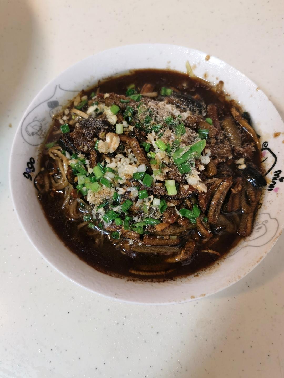 厨师长教你：“响油鳝丝”的家常做法，味道非常赞