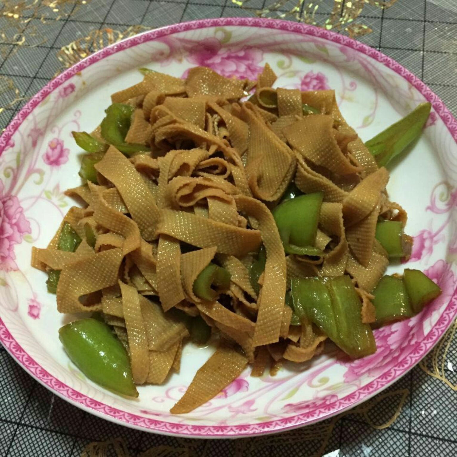 尖椒炒干豆腐