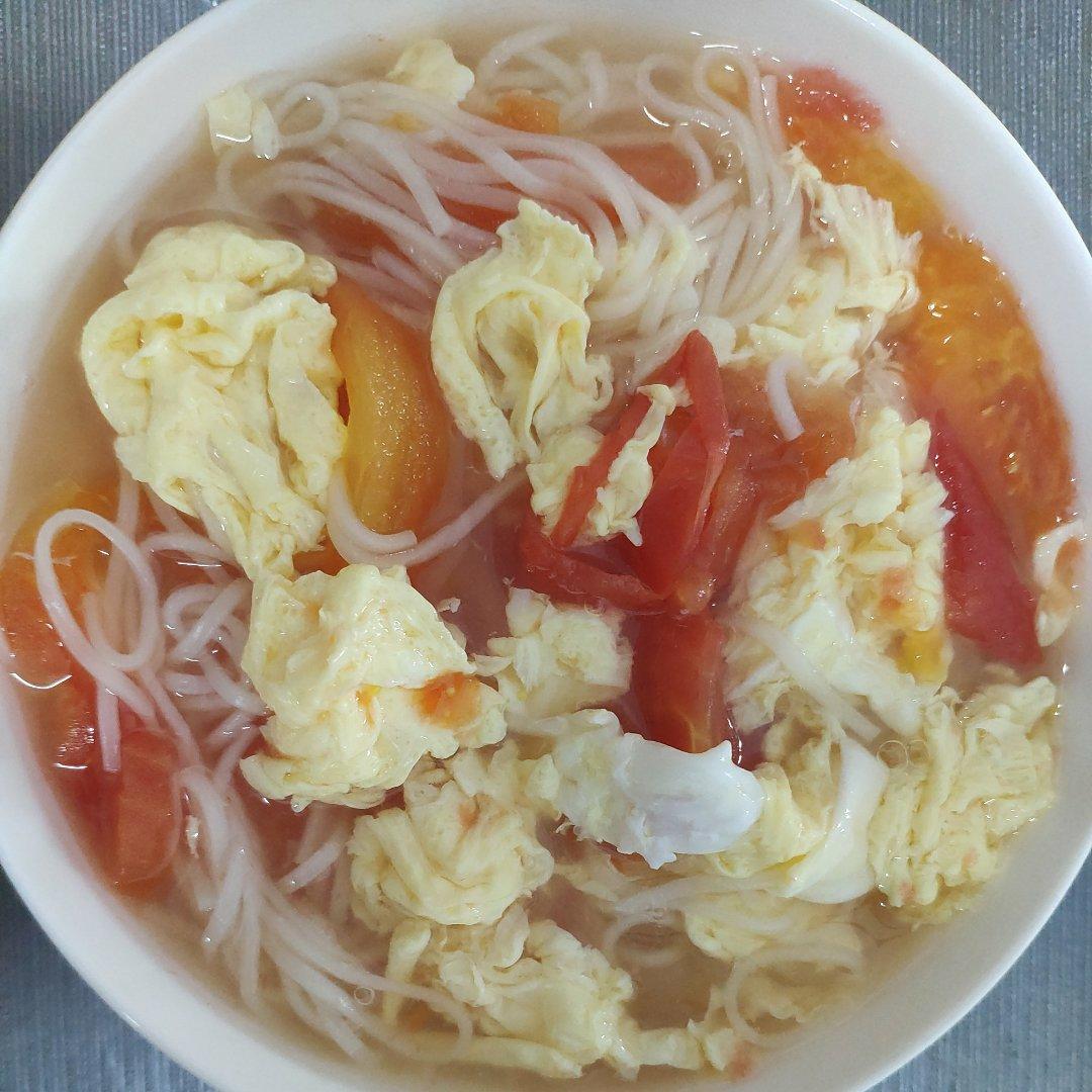 筱青做的西红柿鸡蛋面