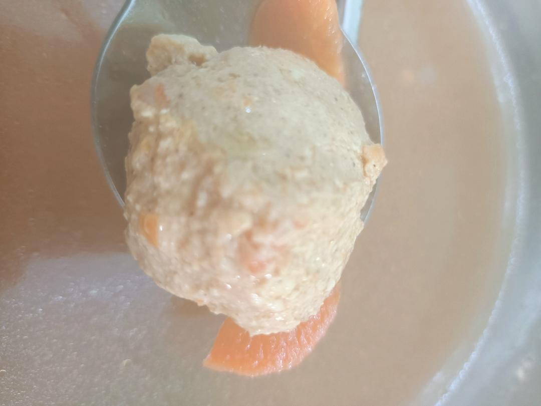 无淀粉鸡胸肉丸子（好吃 不腥 减脂健身必备）