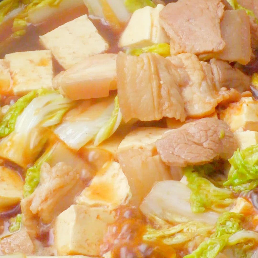五花肉白菜炖豆腐的做法