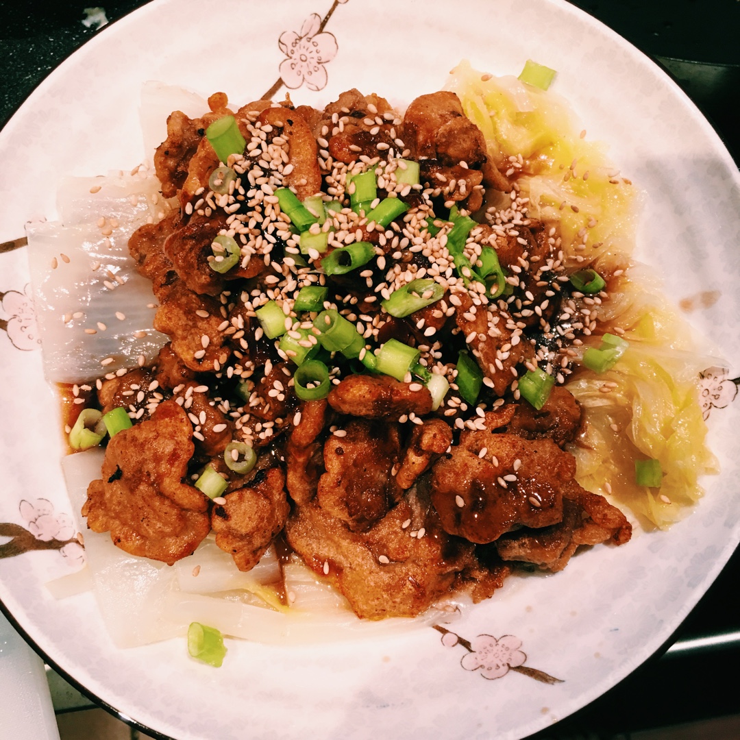 蚝油脆皮牛肉蒸小白菜