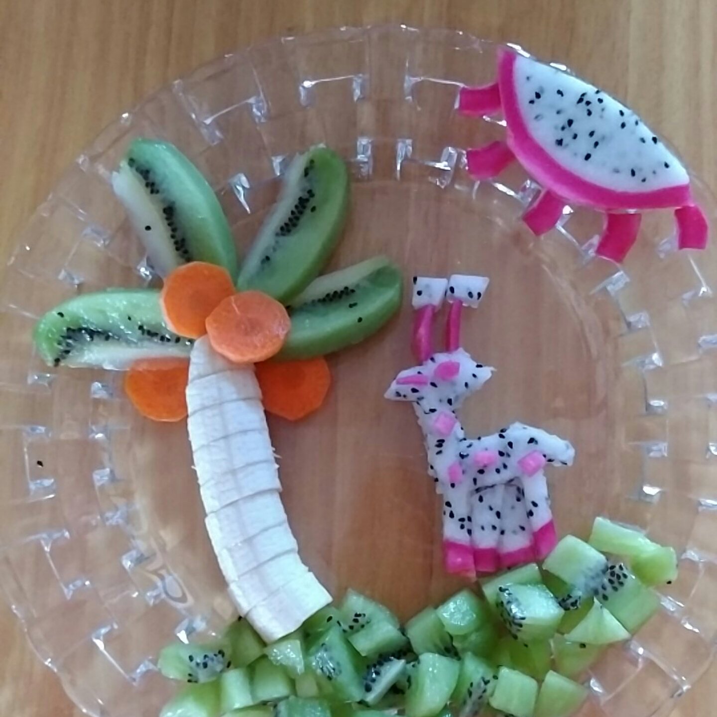 热带风情水果创意拼盘