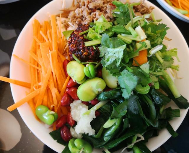 云南风味凉米线的做法