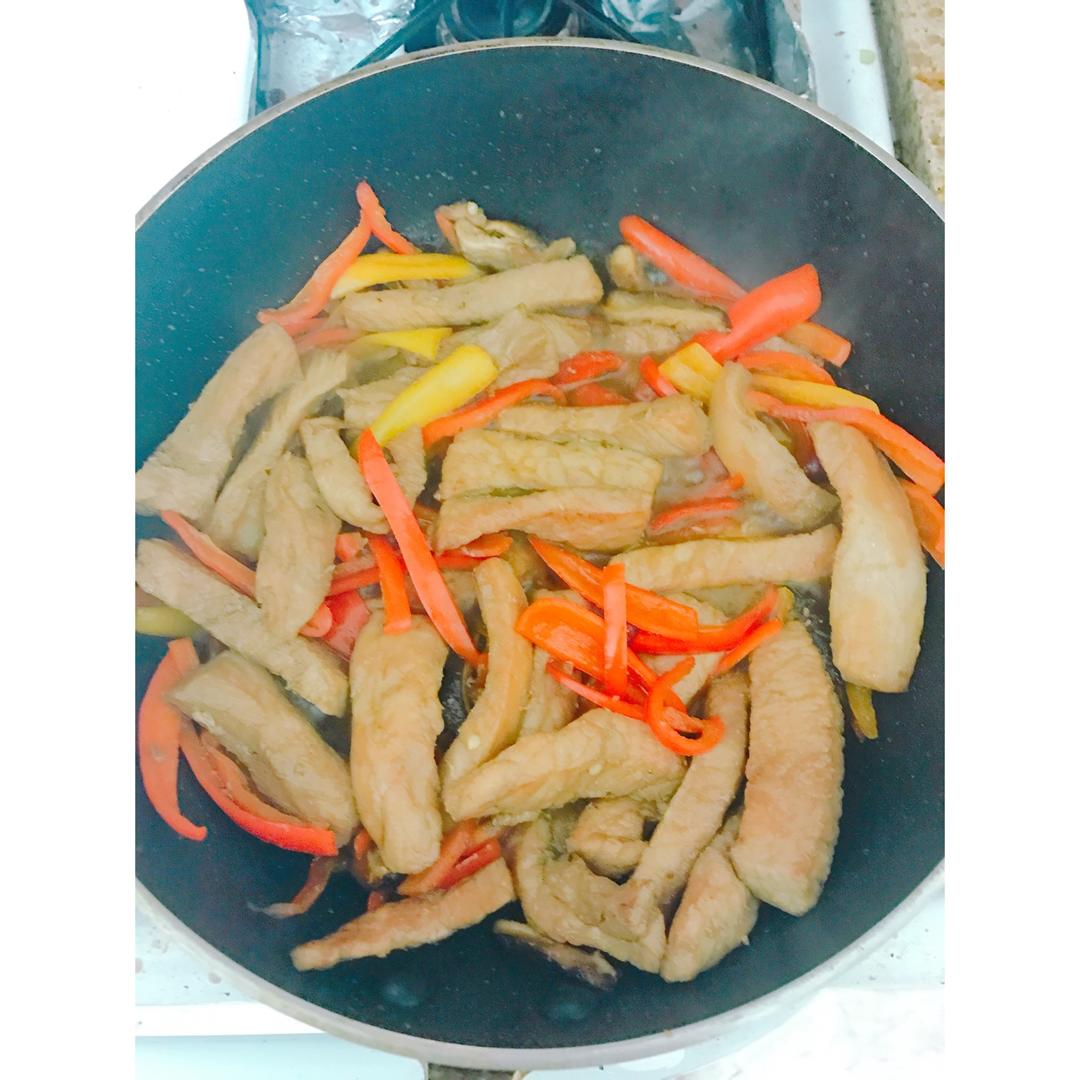 爆炒里脊肉