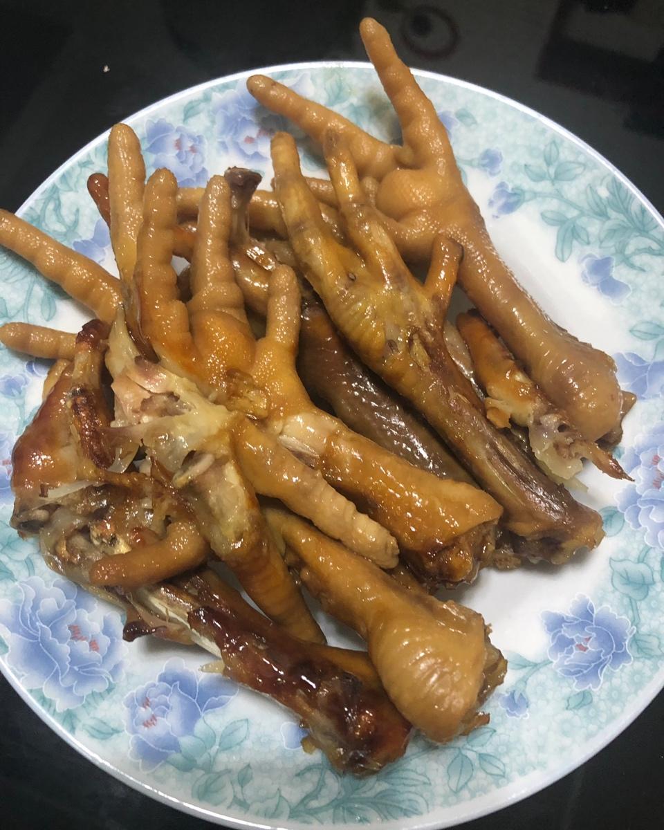 电饭锅脱骨红烧鸡爪