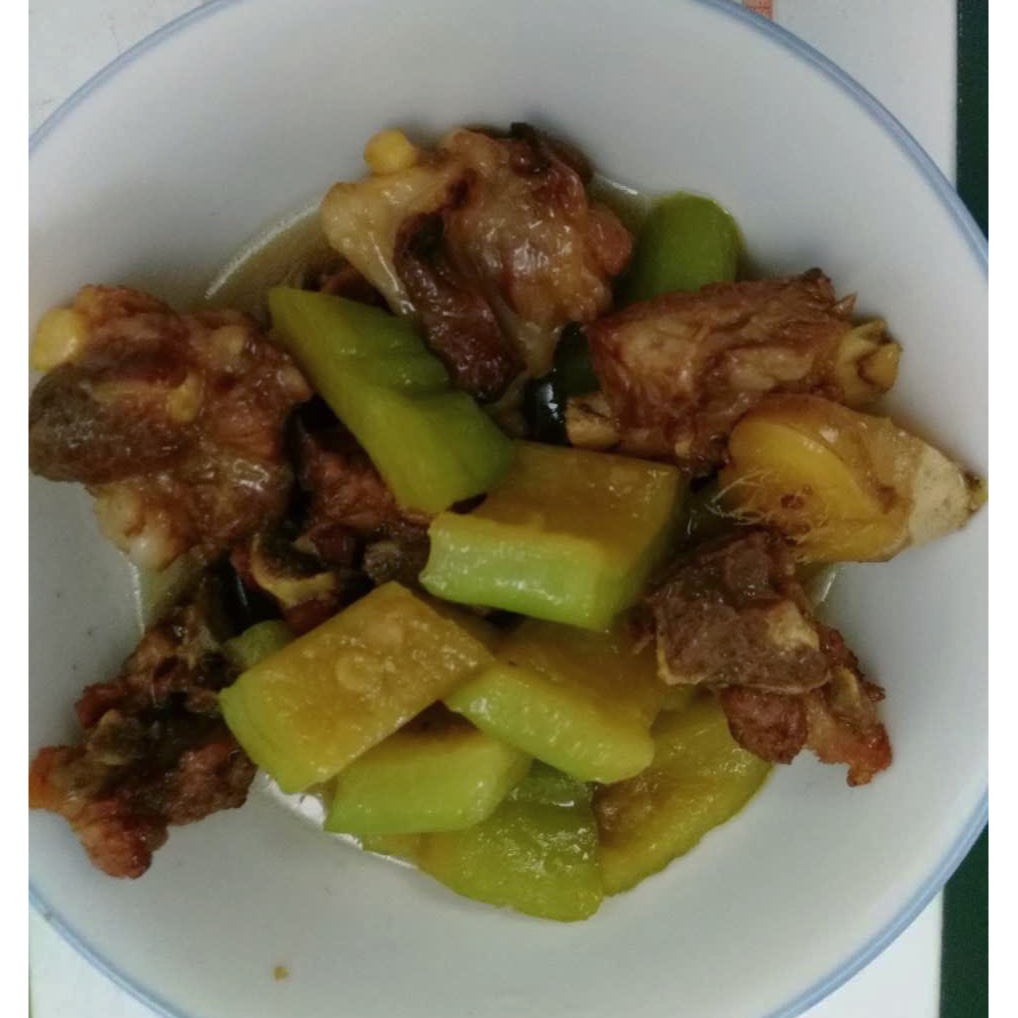 苦瓜焖排骨