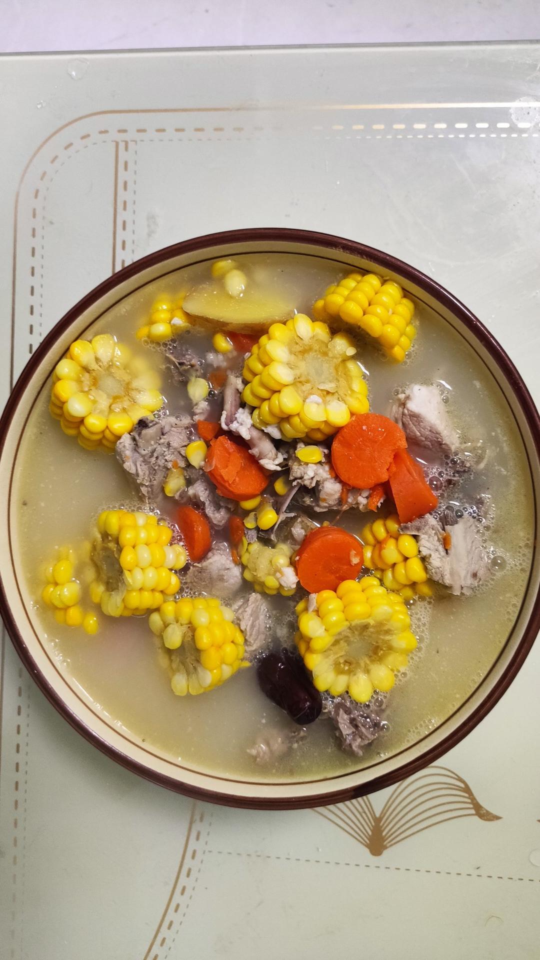 玉米排骨汤