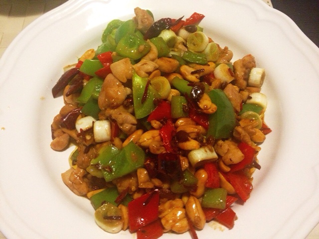 四川正宗宫保鸡丁