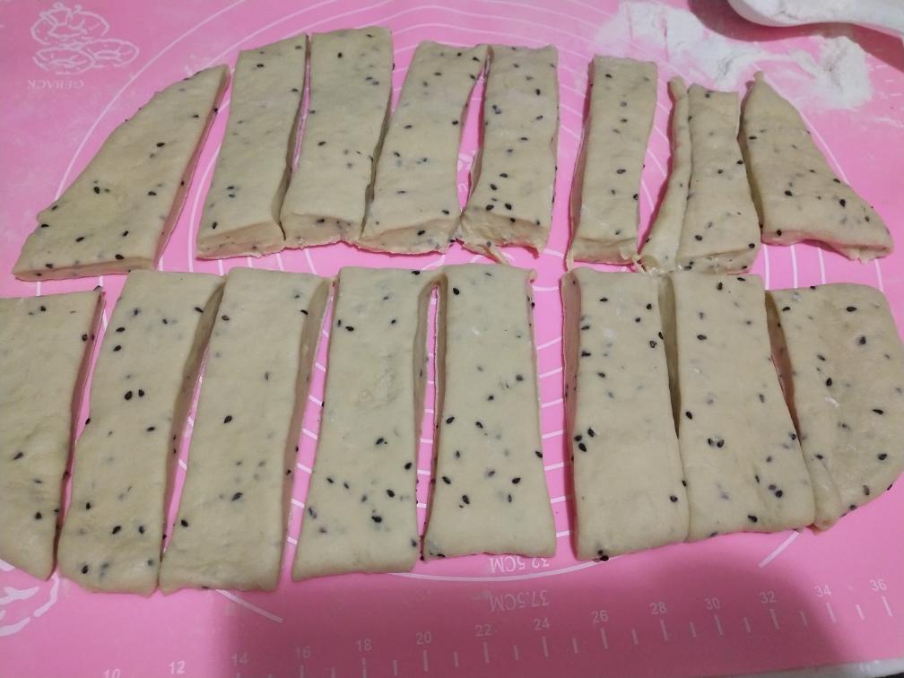 蜂蜜奶香软麻花(超级柔软)的做法 步骤3