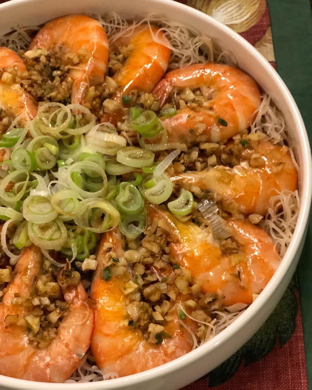 虾最美味的吃法必须是这个——蒜蓉蒸虾（多动图，孔瑶的食谱）