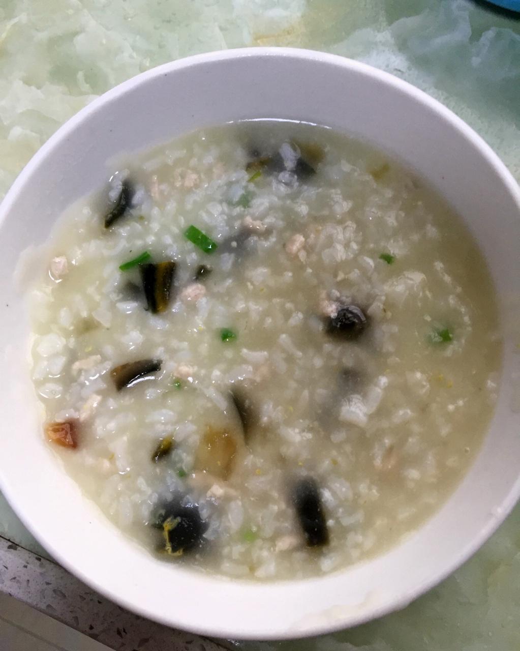 【皮蛋瘦肉粥图片】秋妙_下厨房