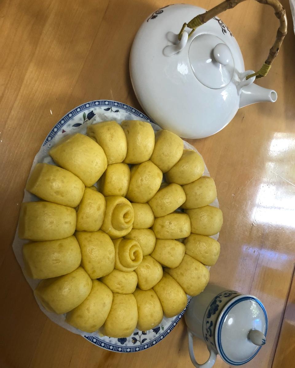 新手也可以--详解如何做出人见人爱、金黄的南瓜馒头