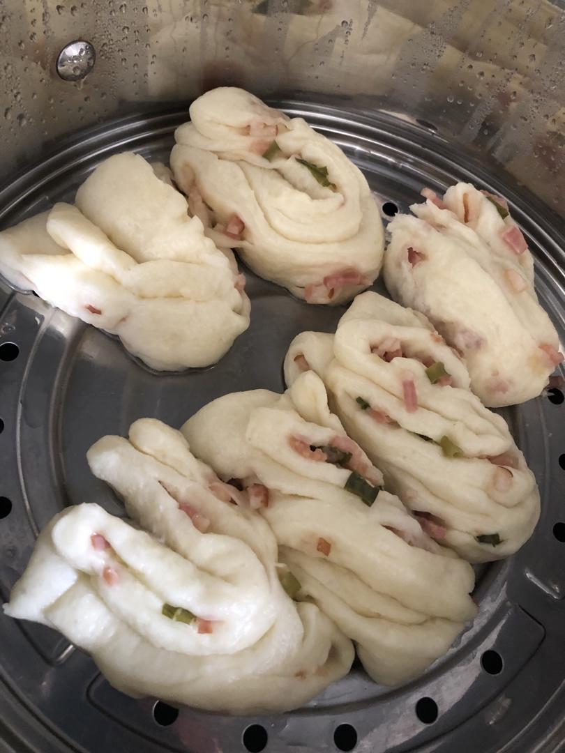 奶香培根葱花馒头
