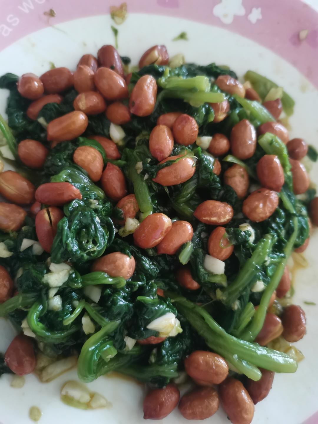凉拌花生米菠菜
