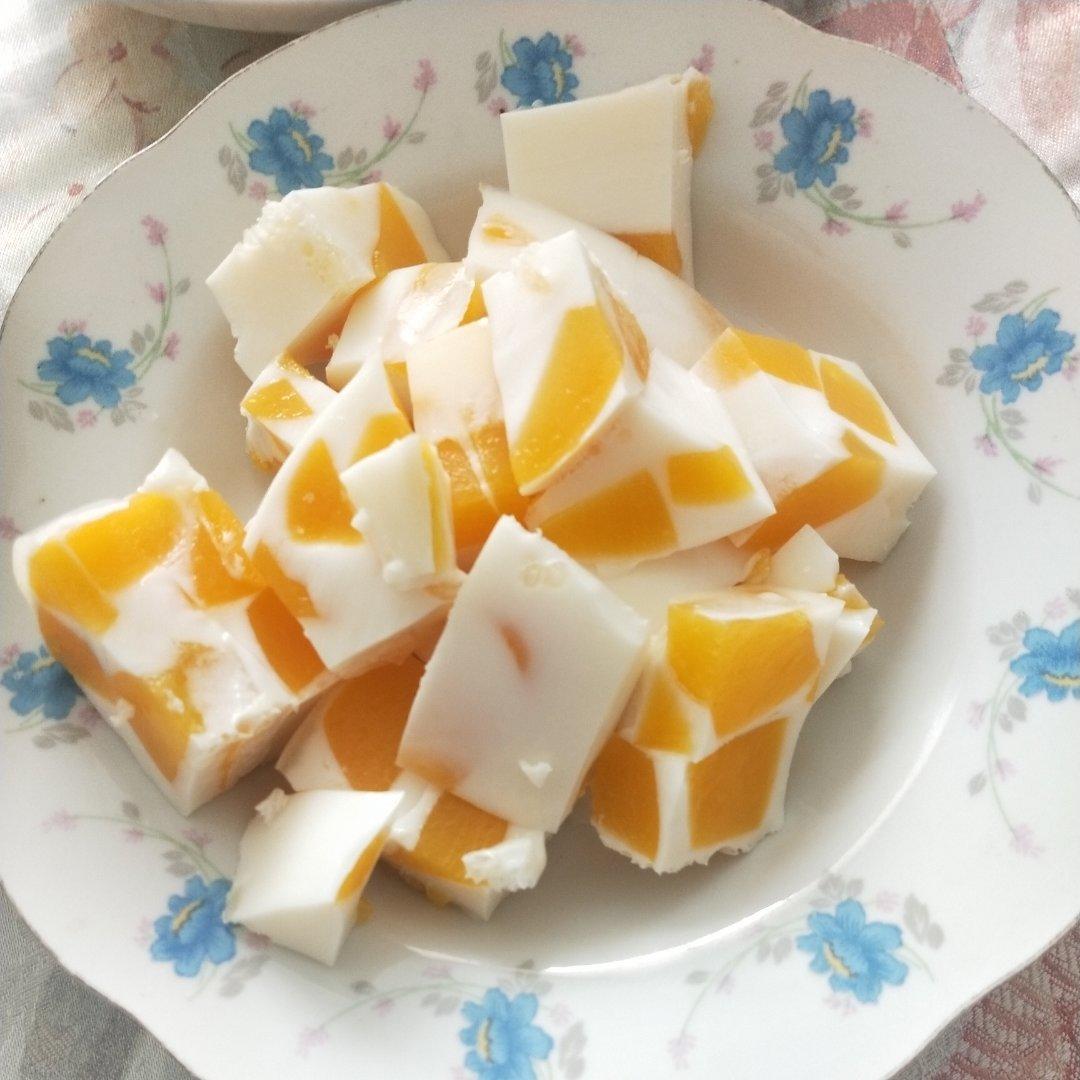 牛奶芒果布丁（白凉粉简易版）