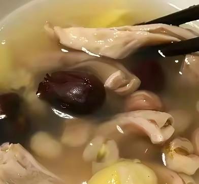 猪肚炖鸡黑豆