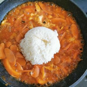 汤汁浓郁的番茄火腿烩饭！一碗不够吃的做法 步骤6