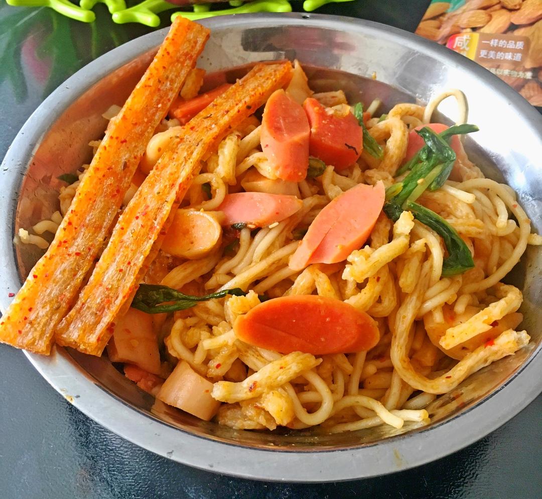 一起用餐吧——素炒牛筋面的全部作品