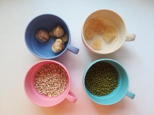百合绿豆薏仁粥的做法 步骤1