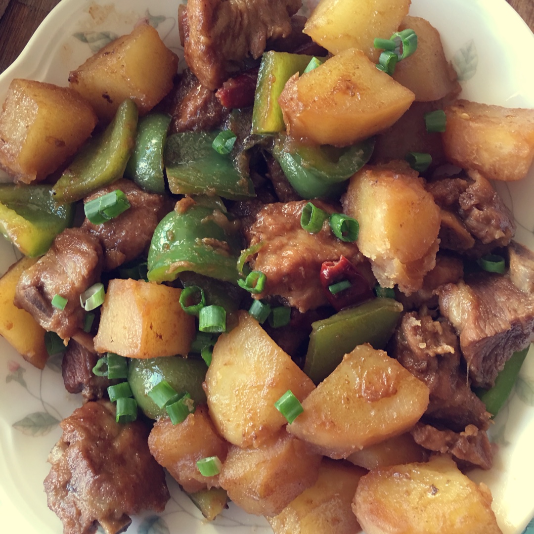 土豆炖排骨