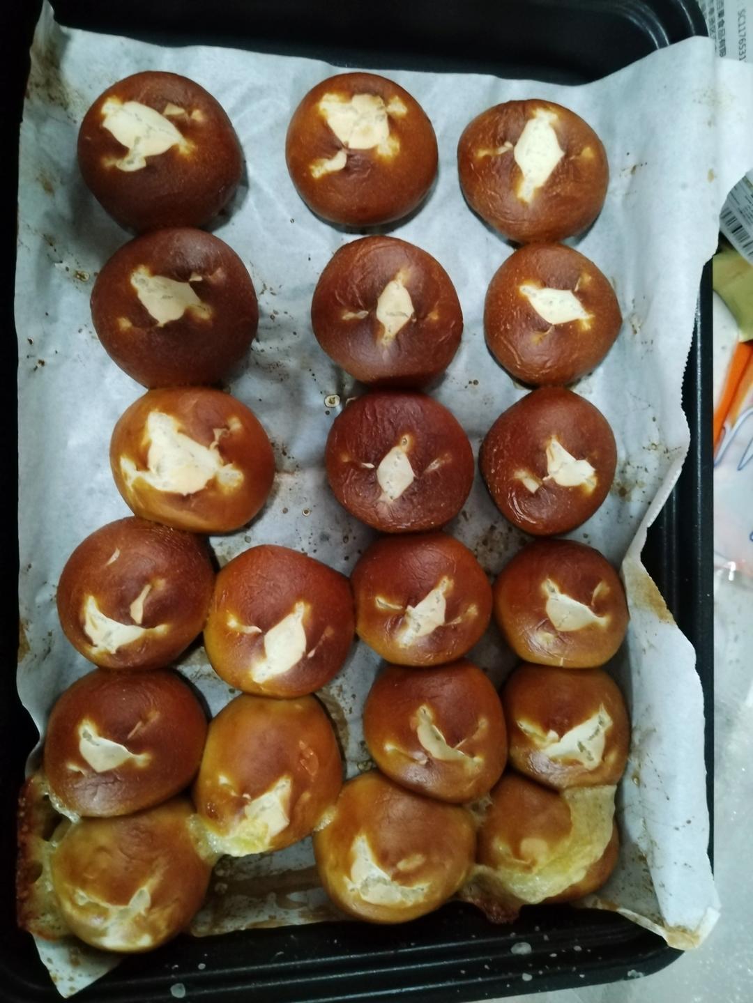 碱水小丸子（超可爱好操作的碱水面包）