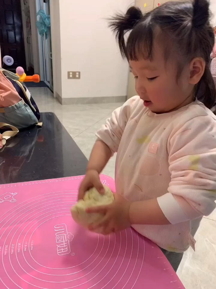 牛奶小馒头