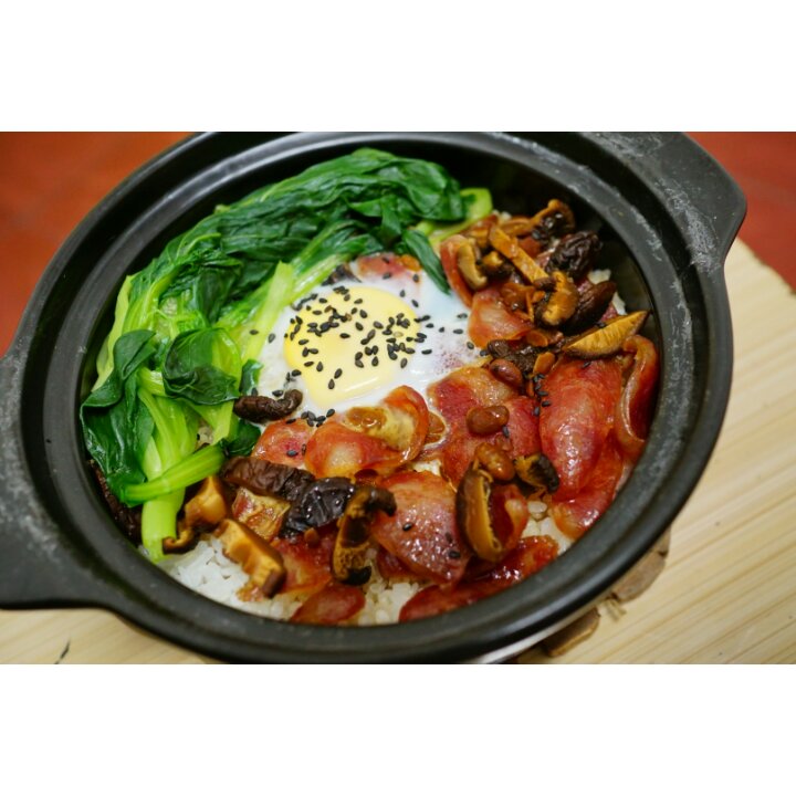 香肠煲仔饭