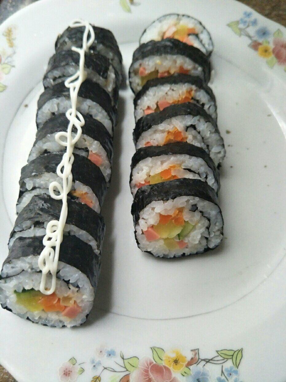 寿司卷
鳗鱼芝士饭团🍙+紫菜卷