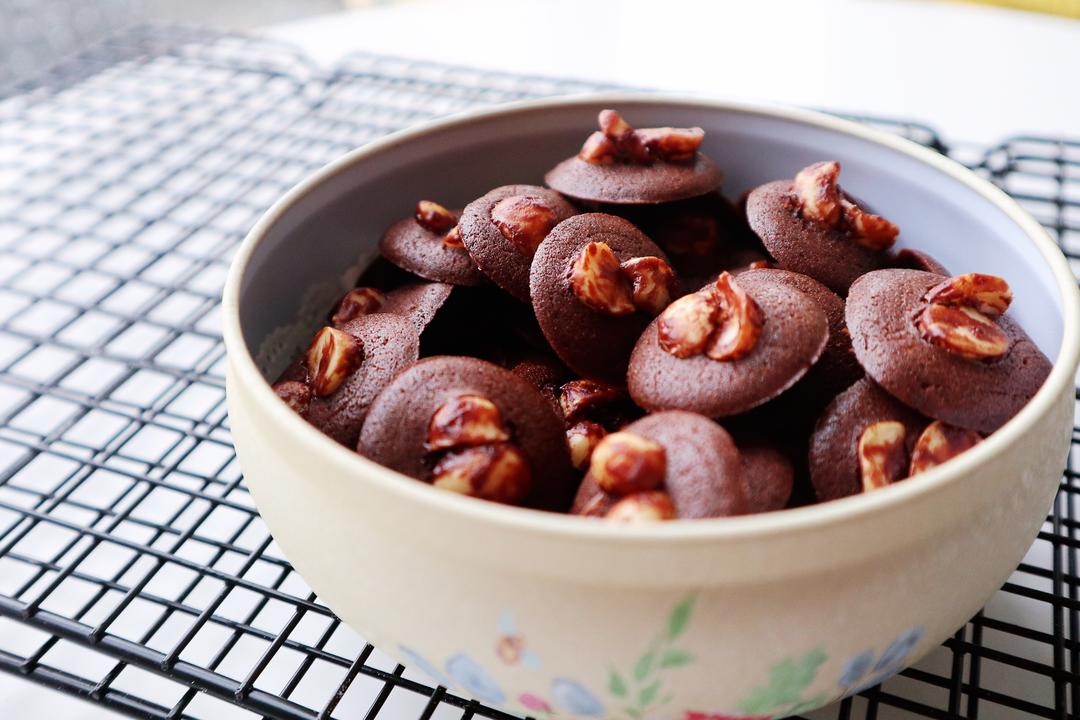 网红坚果可可脆巧克力脆，追剧小零食停不下来的做法