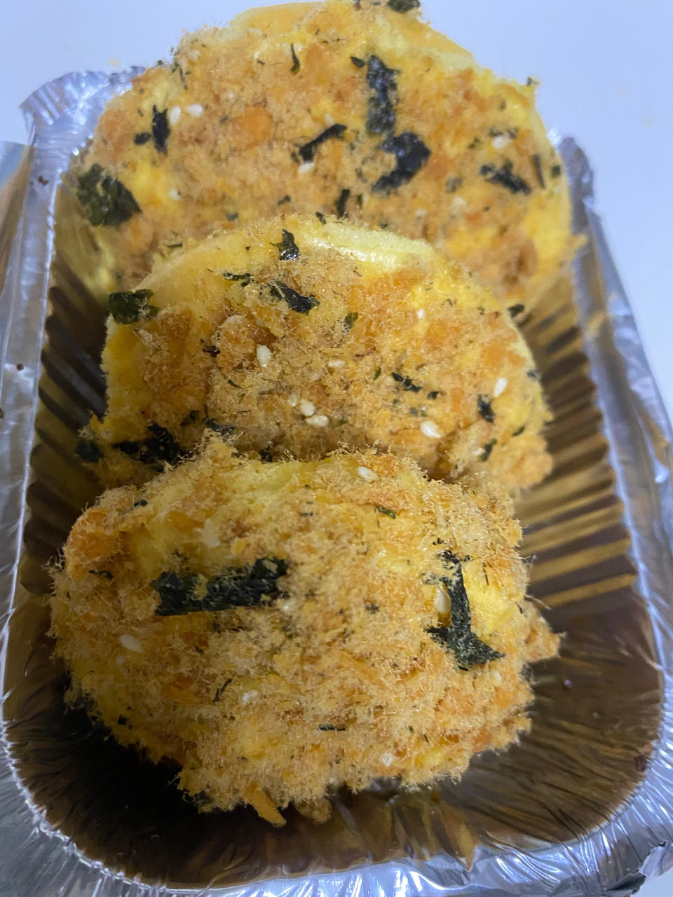 爆浆肉松小贝